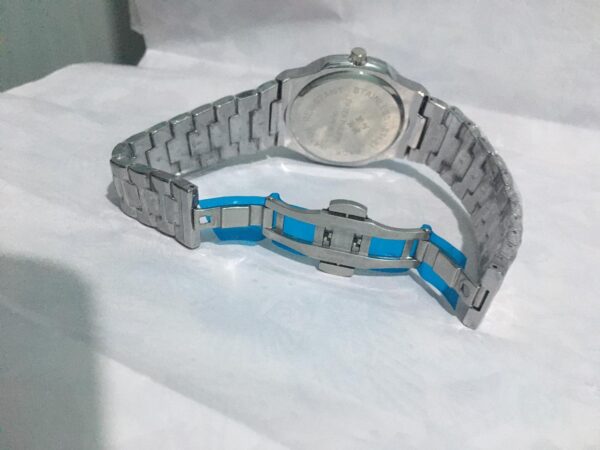 Patek Philippe Genève Watch for Man's with Date display - Image 3