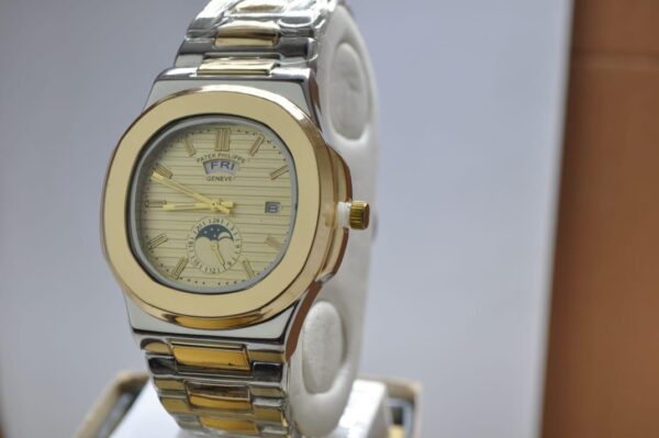 Patek Philippe Genève Watch for Man's with Day & date display - Image 2